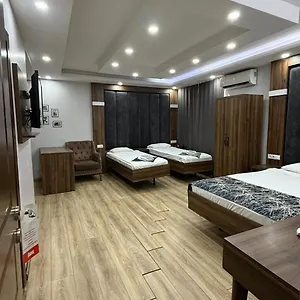 Han Suite Hotel Szálloda